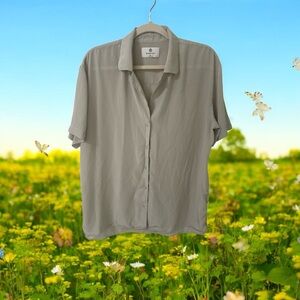 100% Silk Babaton Gray Casual Button Down Shirt